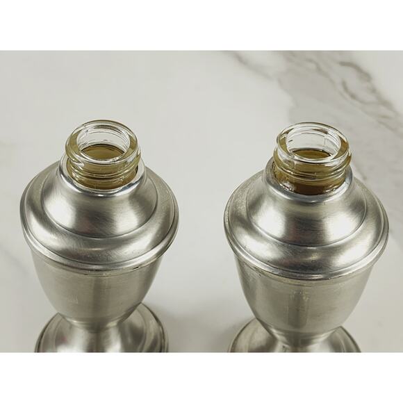 International Pewter Salt & Pepper Shakers 4 3/4" Glass Lined Eagle Mark x2 - Picture 9 of 16